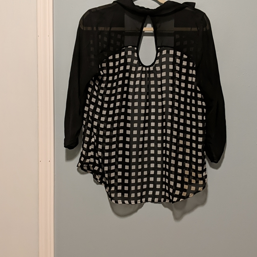 Blouse - Picture 3 of 3